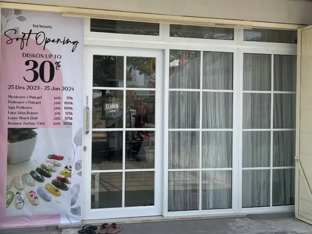 Staff Karyawan Kecantikan