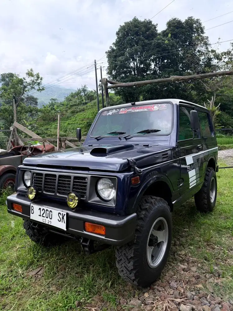 SUZUKI JIMNY SJ410 4x4