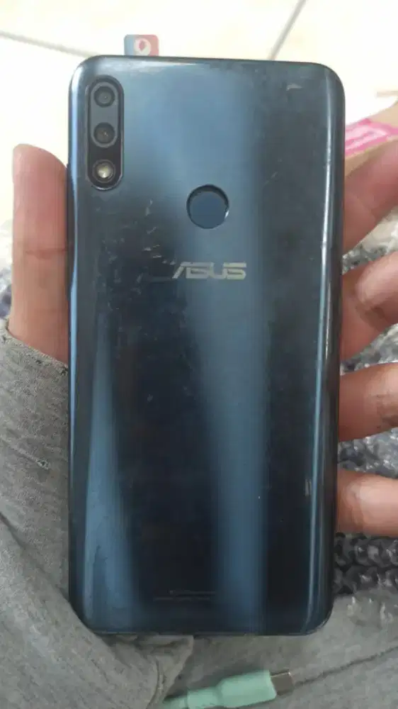 Asus zenfone max pro m2
6/64