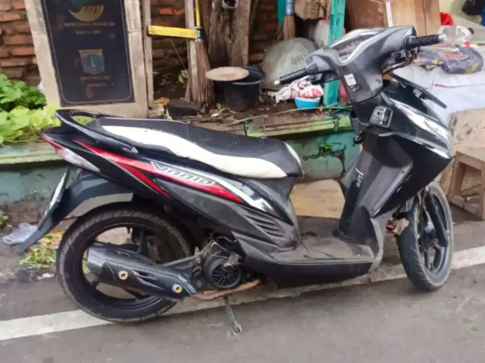 Vario fi 110 Led 2016 Hitam