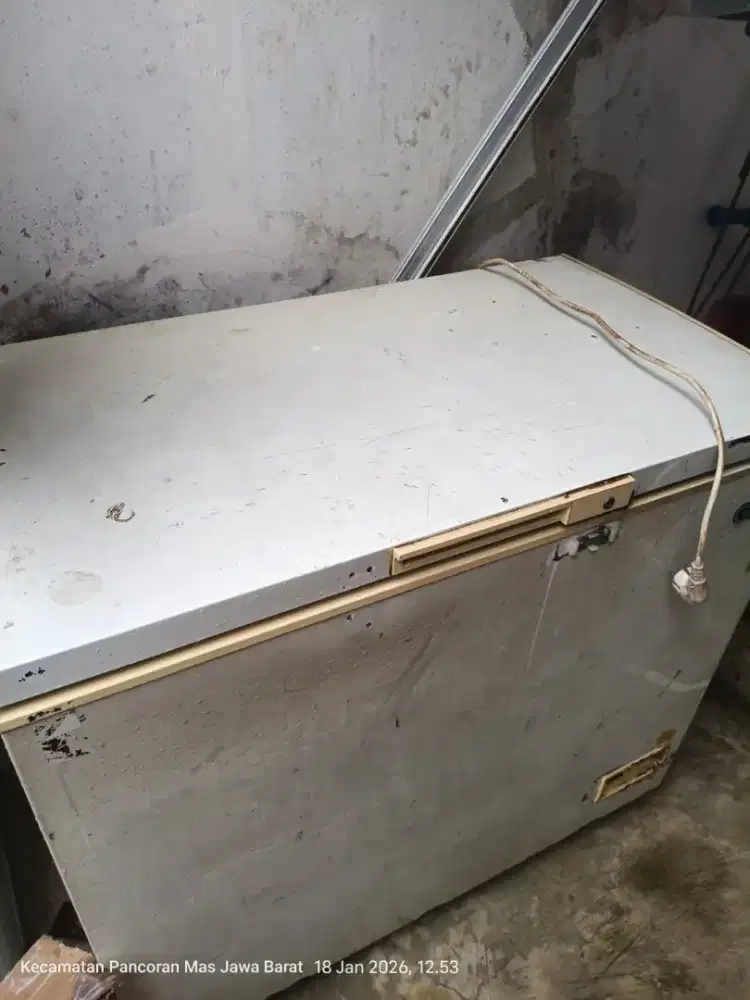 Freezer Gea 200 LITER