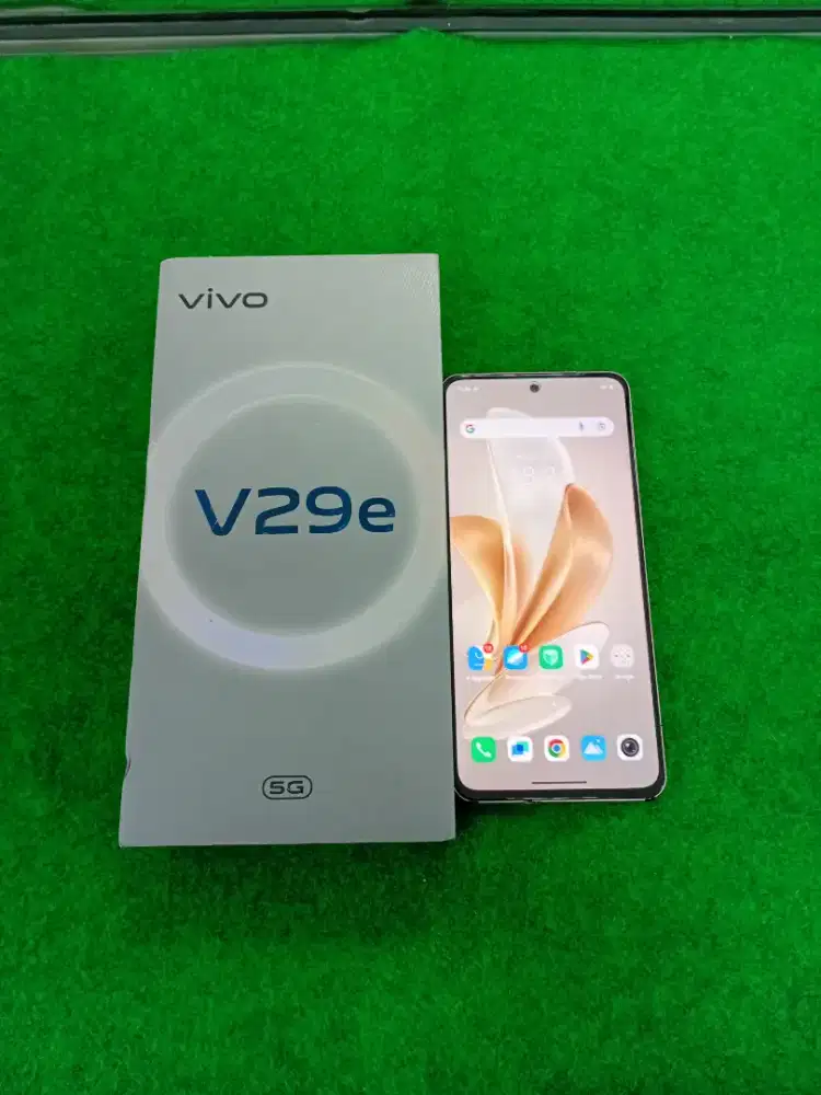 vivo V29e 5G ram 8/256gb lengkap mulus
