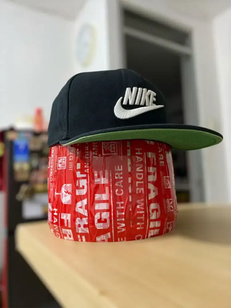 TOPI SNAPBACK NIKE DRI FIT PRO LAWAS VISOR HIJAU BIG LOGO