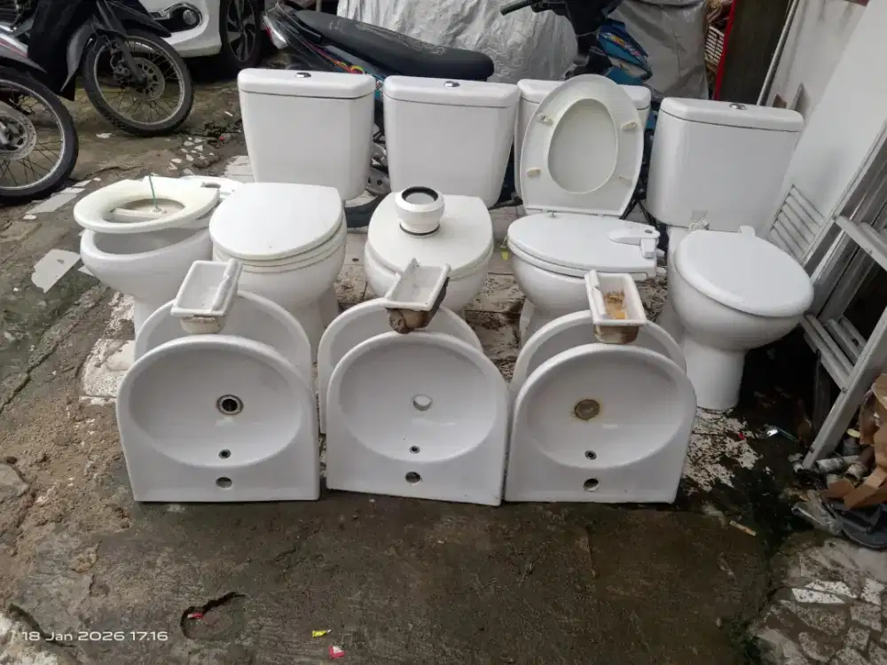 JUAL BELI CLOSET BEKAS JAKARTA BARAT