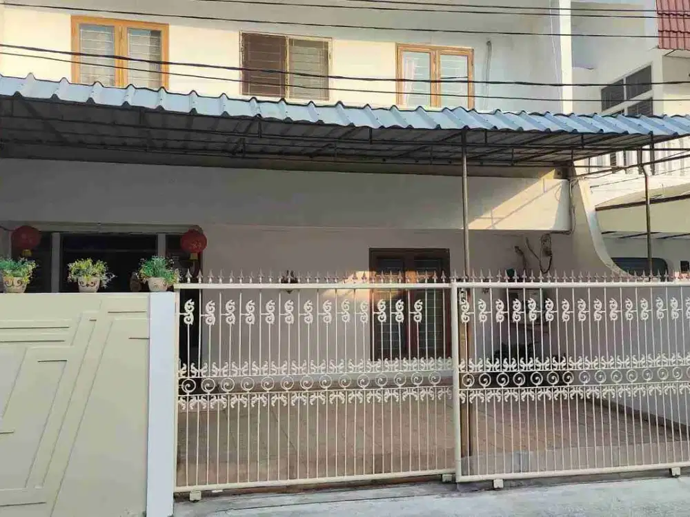 Dijual rumah BU dekat PRJ kemayoran