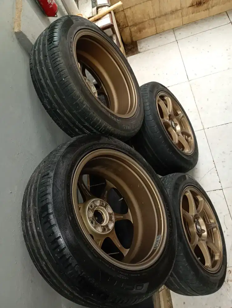 Di jual cepat daripada gak kepake