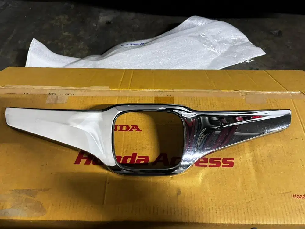 Cover Grill Chrome Honda Brio