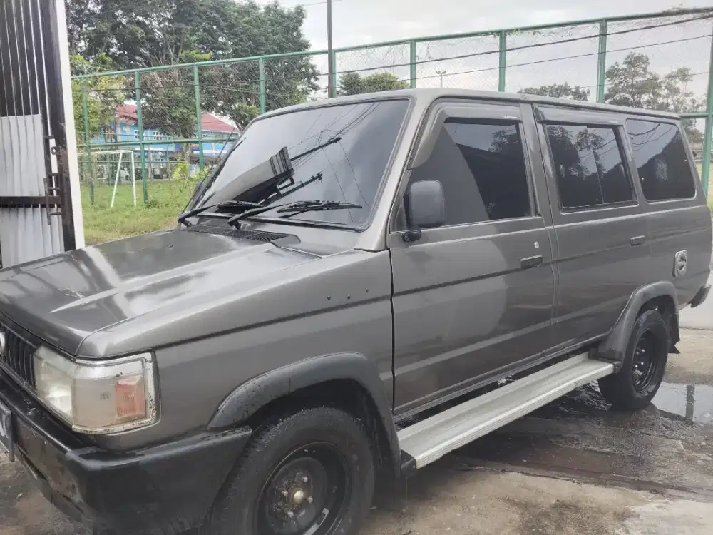 Kijang super long 1996
