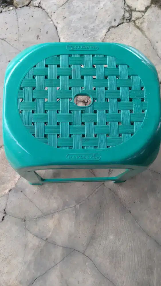 Kursi plastik napolly