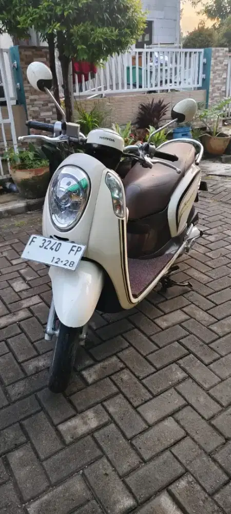Dijual Honda Scoopy tahun 2015  pajak hidup panjang