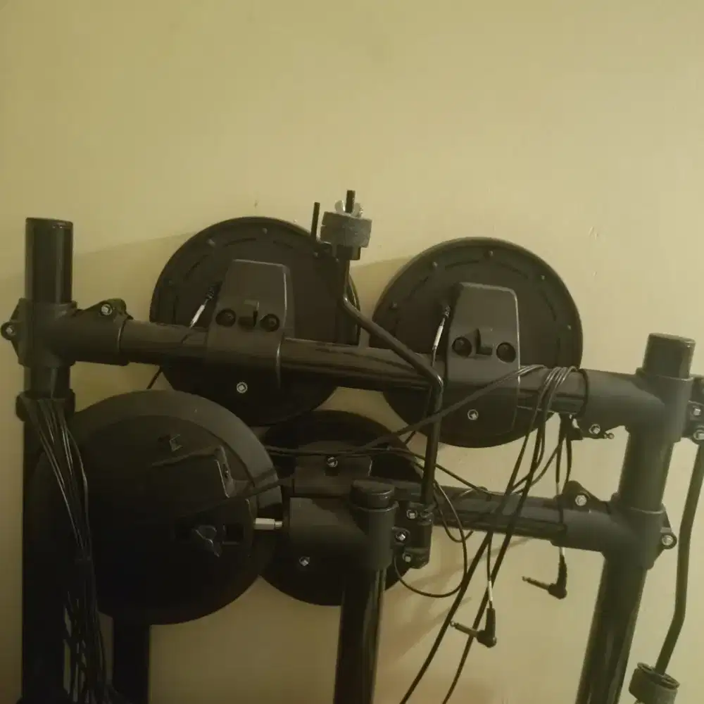 Yamaha DTX 452 K Like New!!!