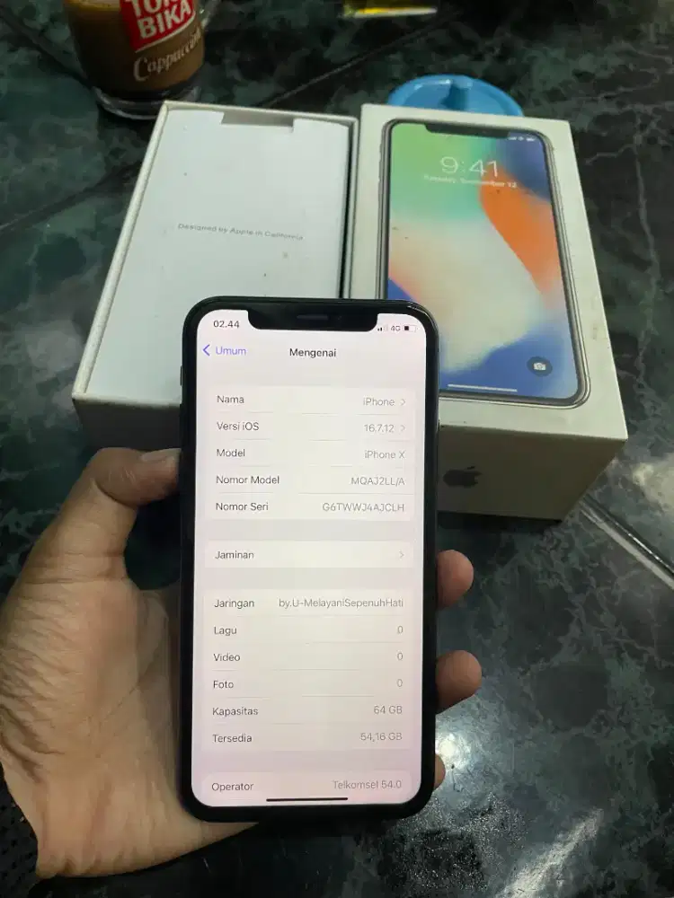 iPhone X 64 GB inter