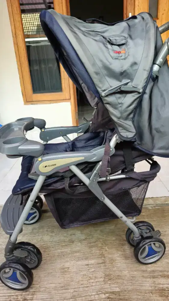 stroller second