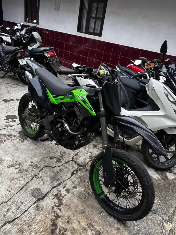Kawasaki D'tracker