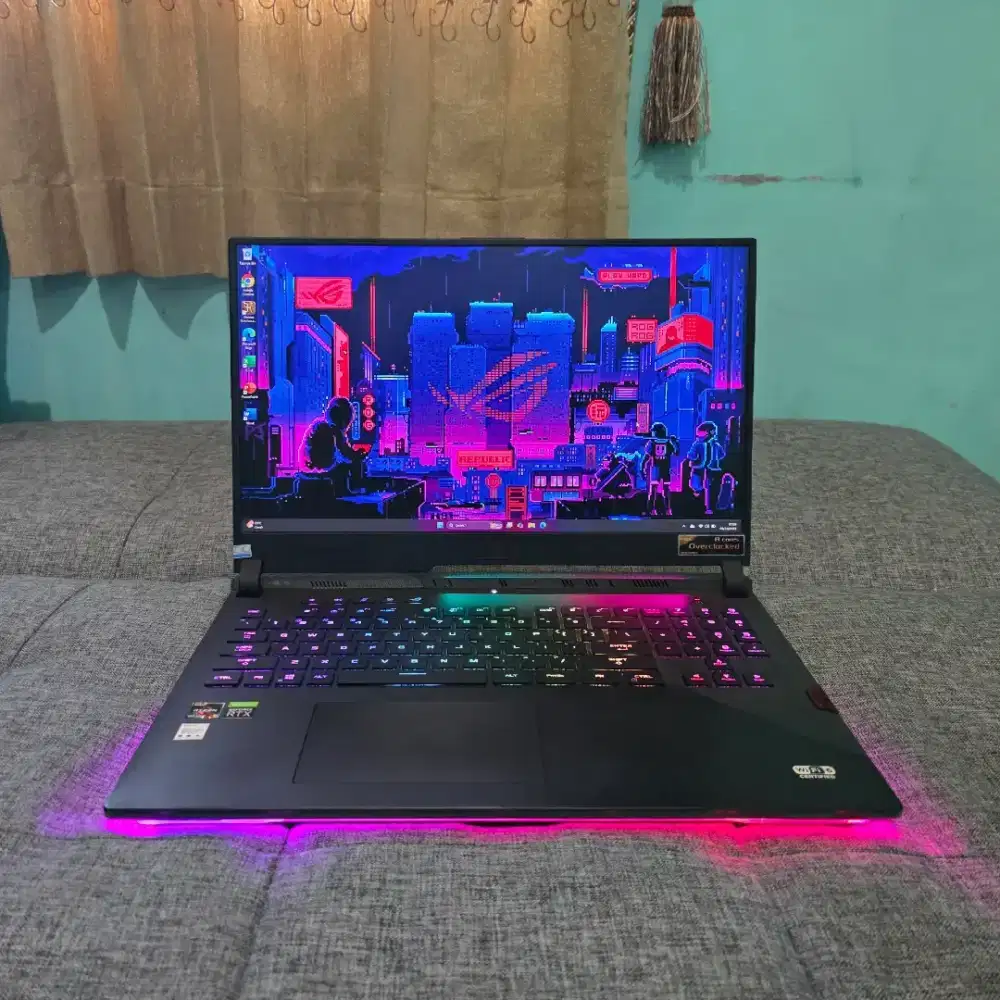 Asus ROG Strix Ryzen 9 RTX3080 16GB RAM 32GB/2TB IPS 300hz