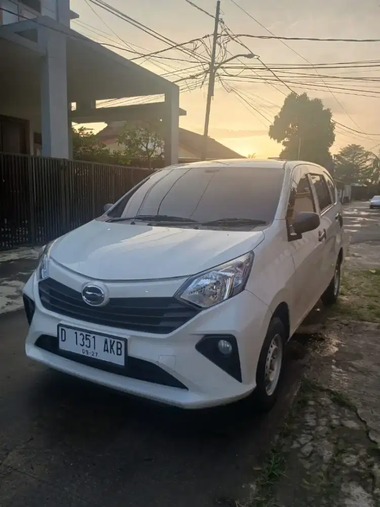 Sigra D MT 2023 KM40RbCash!!!