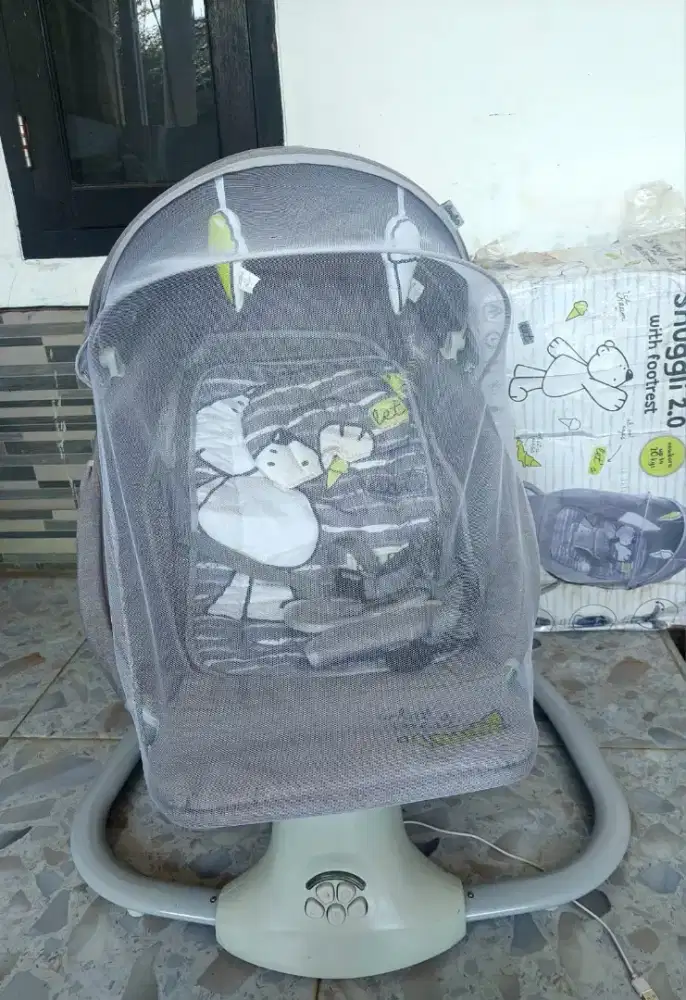 Bouncher cocolatte with footrest 2.0