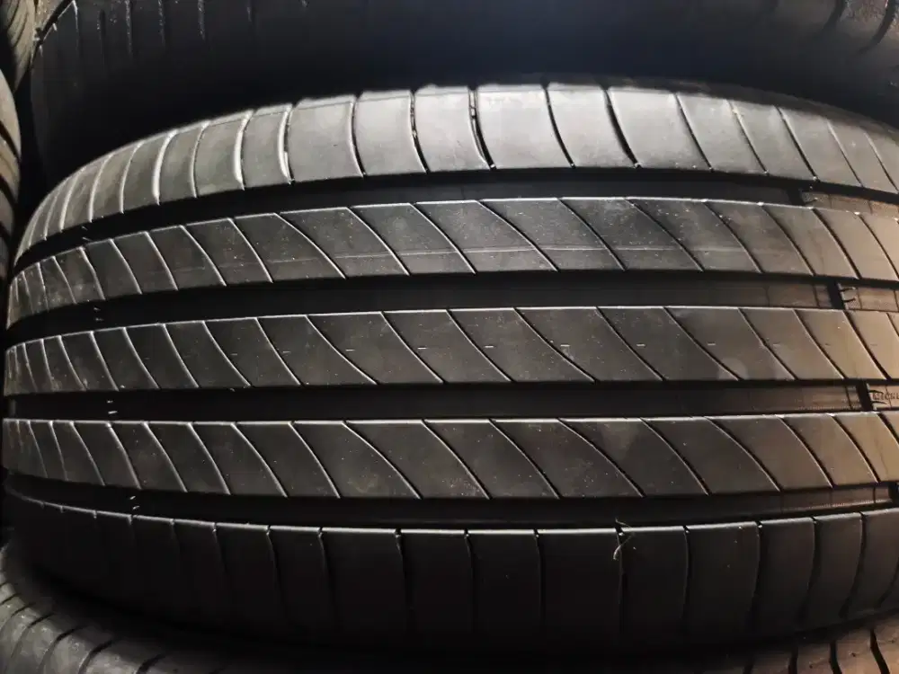 Michelin primacy EV 235 60 R18