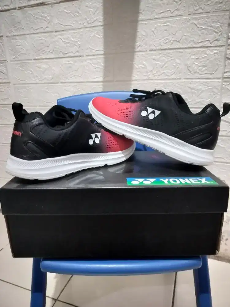 Sepatu YONEX ORIGINAL LIKE NEW