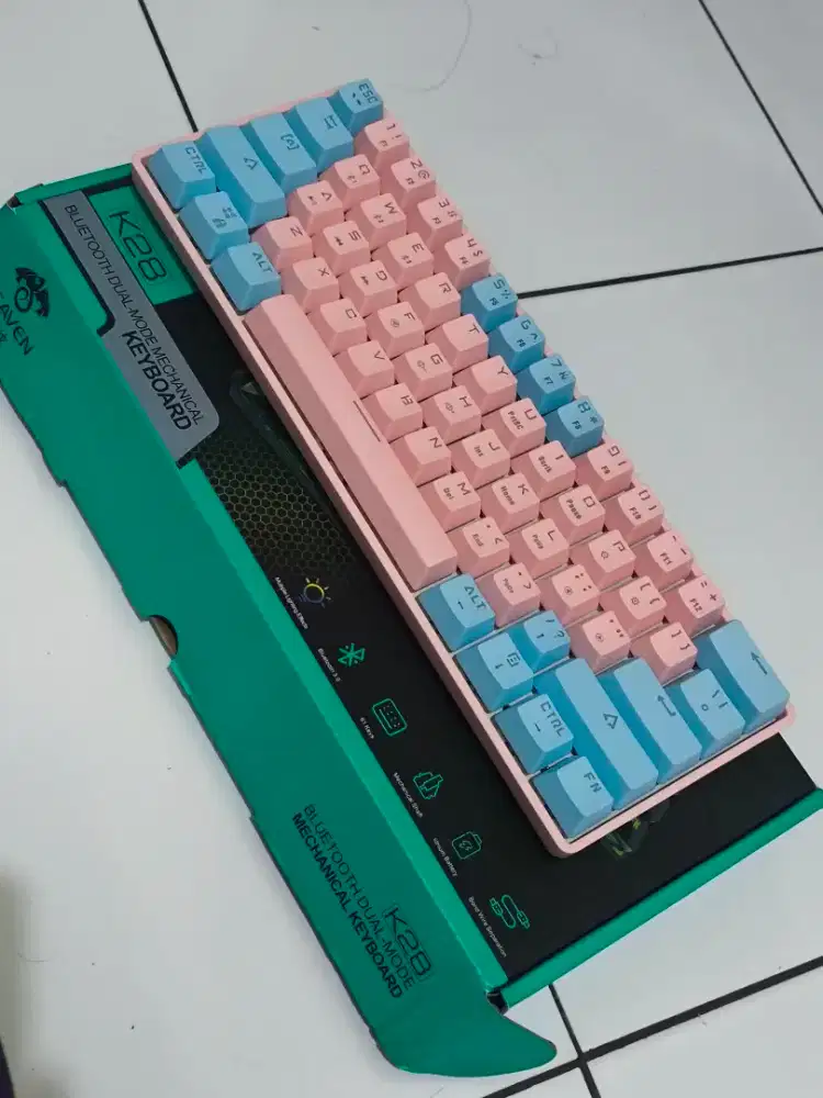 Keyboard Gaming Mekanikal Mechanical RGB
