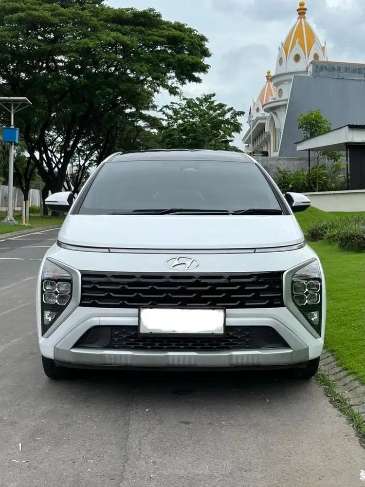 Jual Cepat Hyundai Stargazer Prime Two Tone 2023 pmk 2024 low KM !