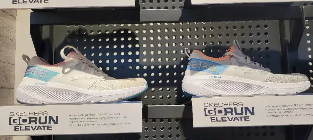 [OPEN JASTIP] SNEAKERS FAVORIT: Skechers, New Balance, & Converse!