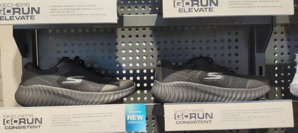 [OPEN JASTIP] SNEAKERS FAVORIT: Skechers, New Balance, & Converse!