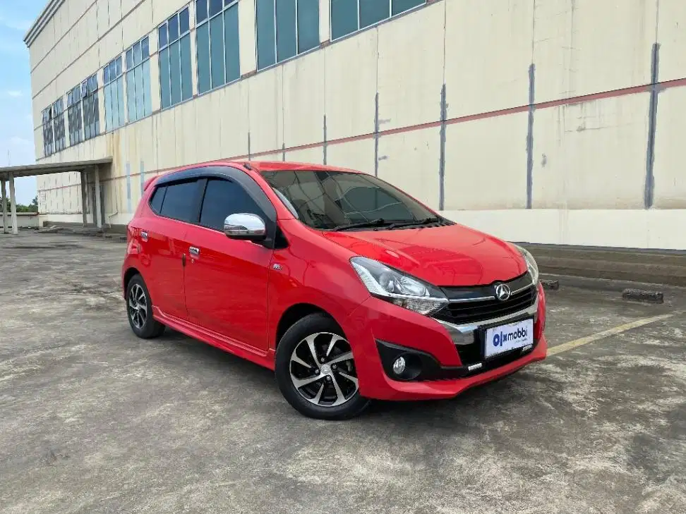 KM RENDAH - Daihatsu Ayla 1.2 R Bensin-MT 2017 S4UZ