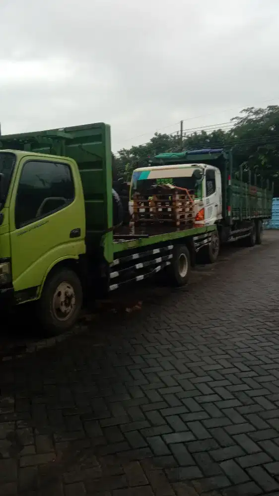 LOWONGAN KERJA DRIVER TRONTON