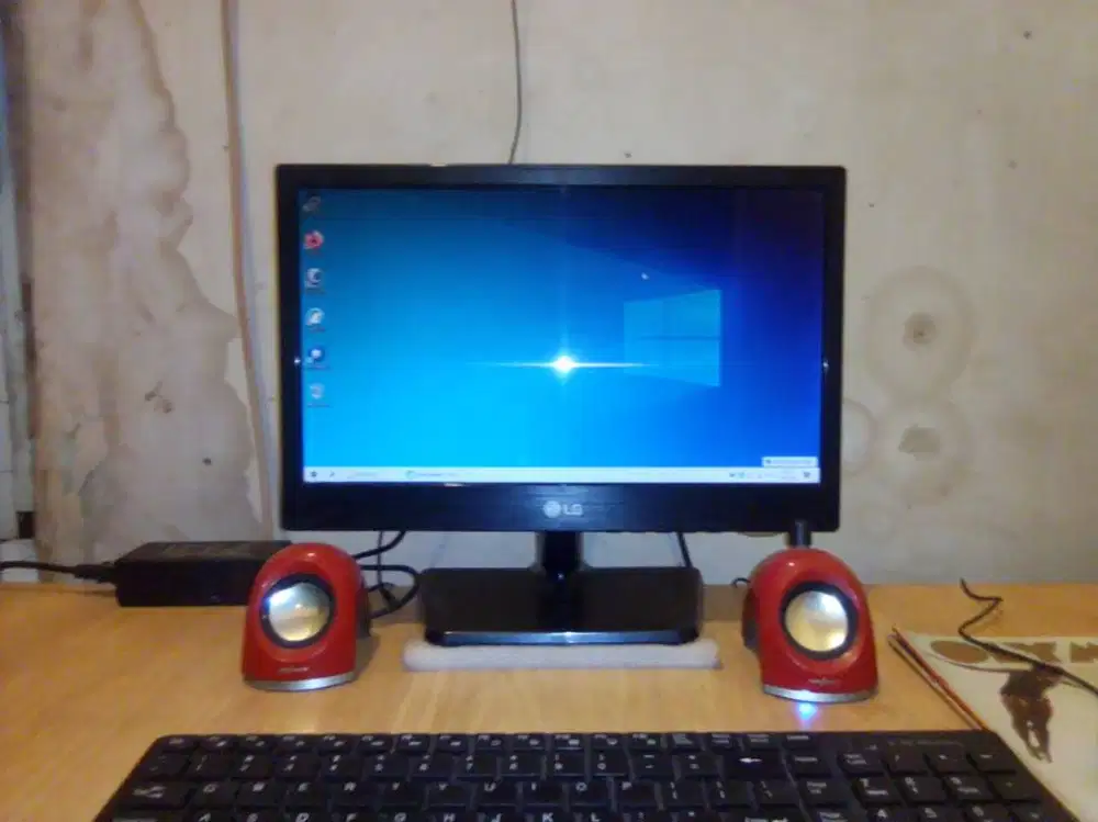 PC Built Up Core i3 (3 Giga) - RAM DDR3 (10 Giga) - SSD (128 Giga)