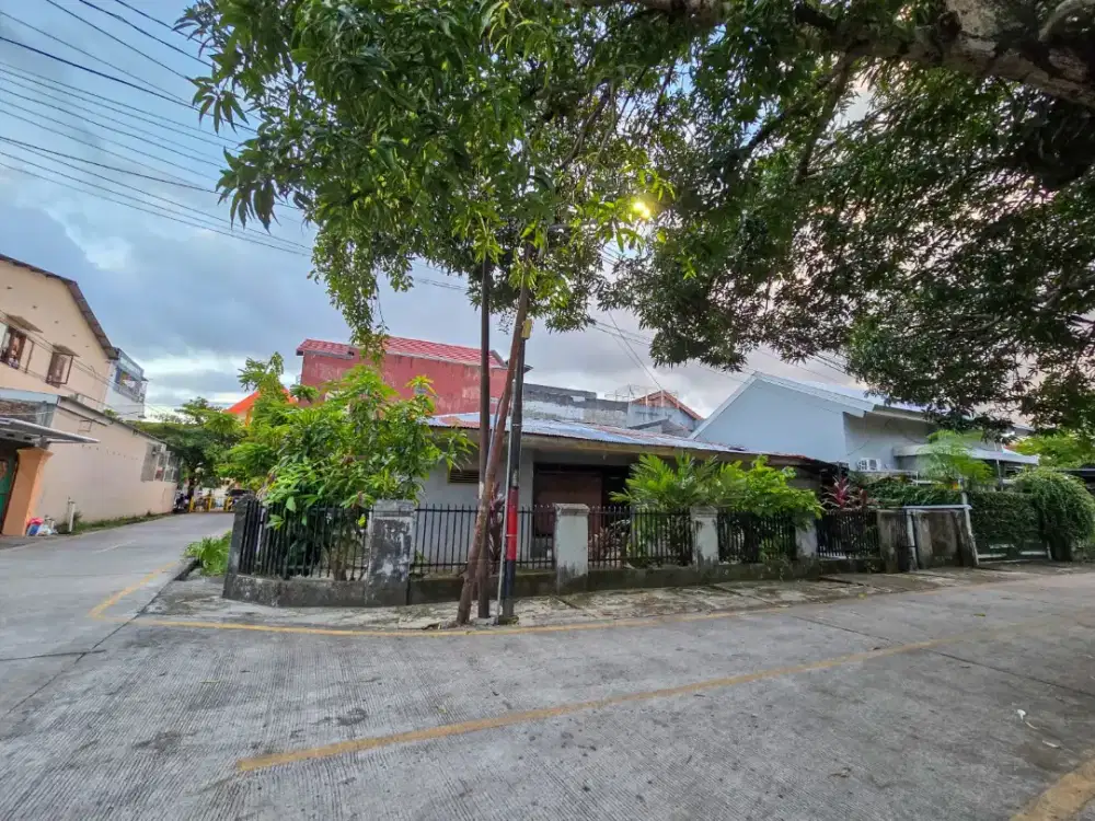 DIJUAL MURAH !!! RUMAH TENGAN KOTA