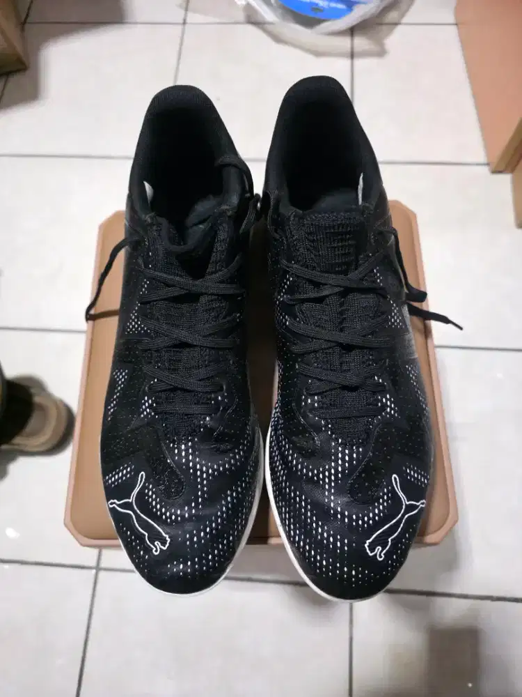 Sepatu Futsal Kondisi 90%