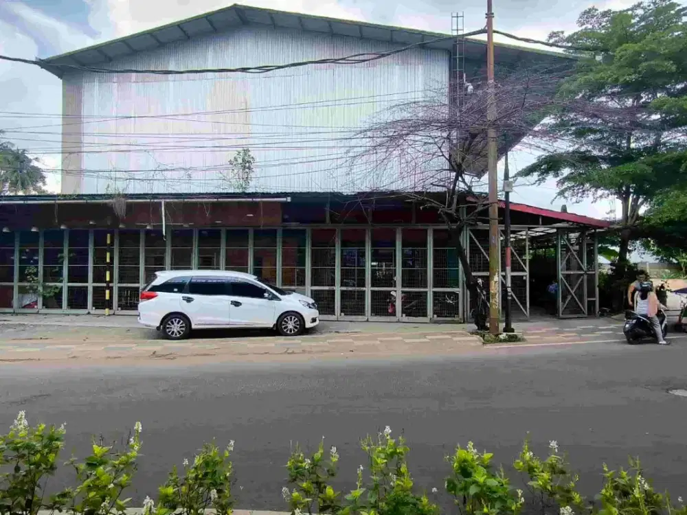 Dijual Gedung Olahraga Lokasi Strategis Jl.Sultan M.Mansyur Palembang