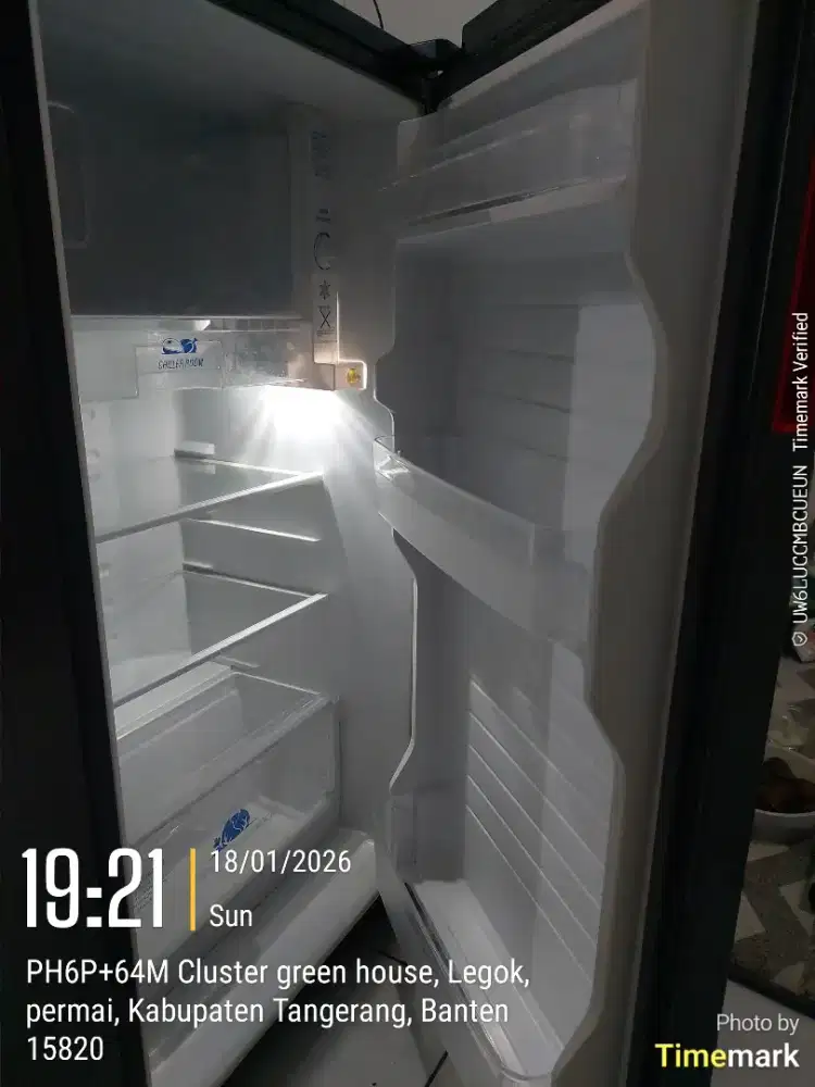 Kulkas AQUA AQR-D181 Kapasitas 140L