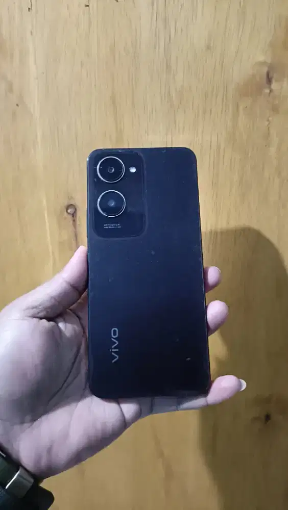 Vivo y18 4/128 hp onliy
