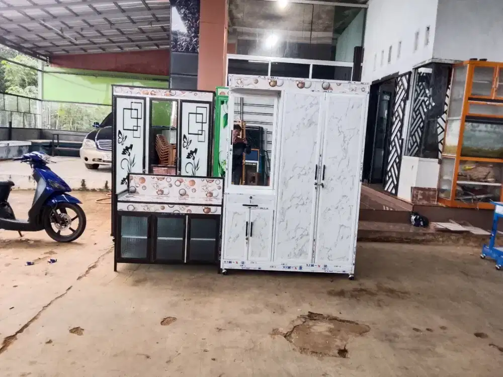 Lemari pakaian dan dll