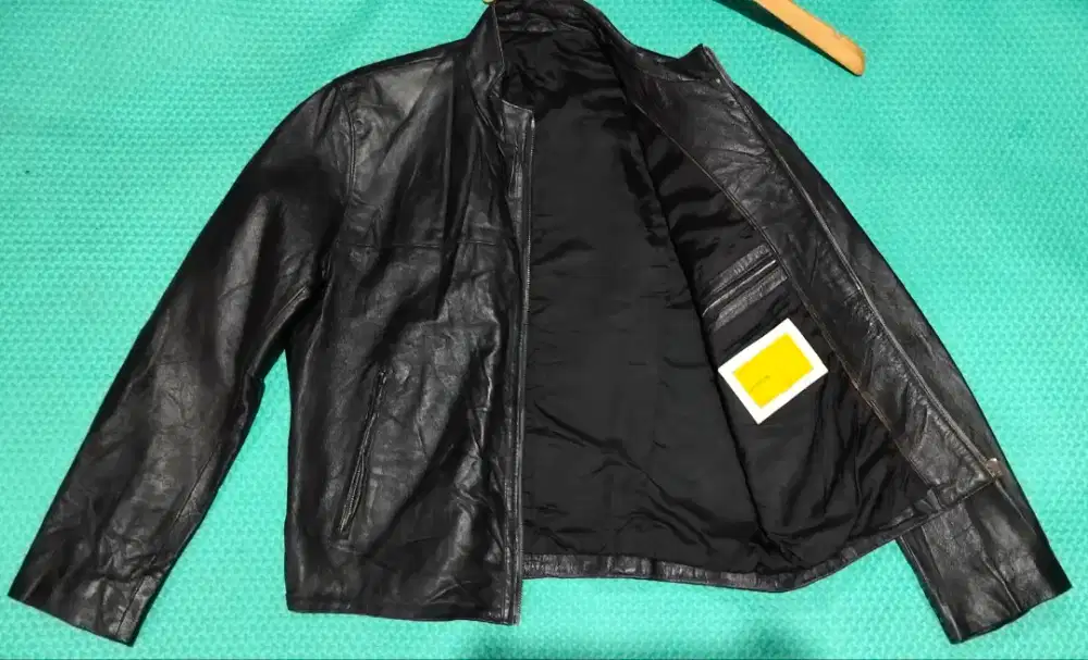 Jaket kulit asli