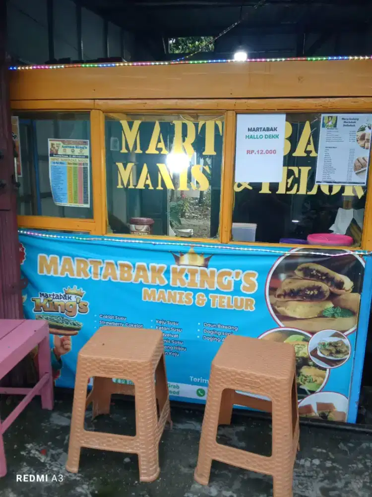 Perlengkapan martabak komplit