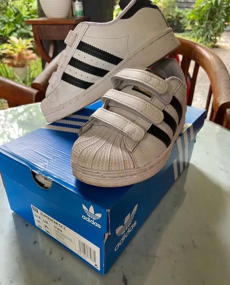 Adidas kids original