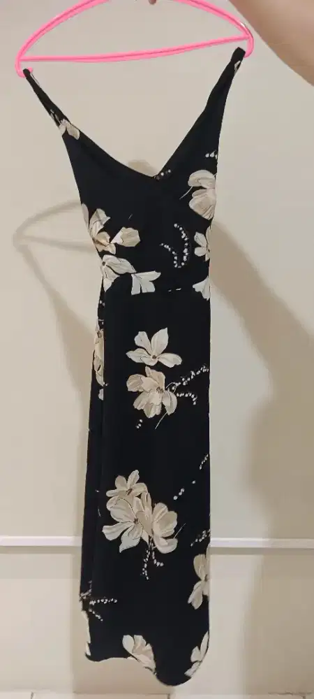 Dress hitam bunga cantik