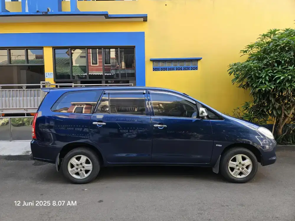 Toyota Kijang Innova 2008 Bensin