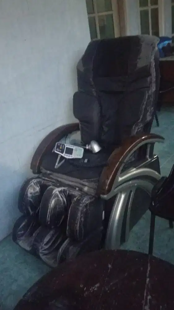 Dijual kursi pijat Ogawa smarth 10