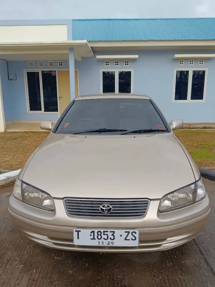 Toyota Camry V6 Grande