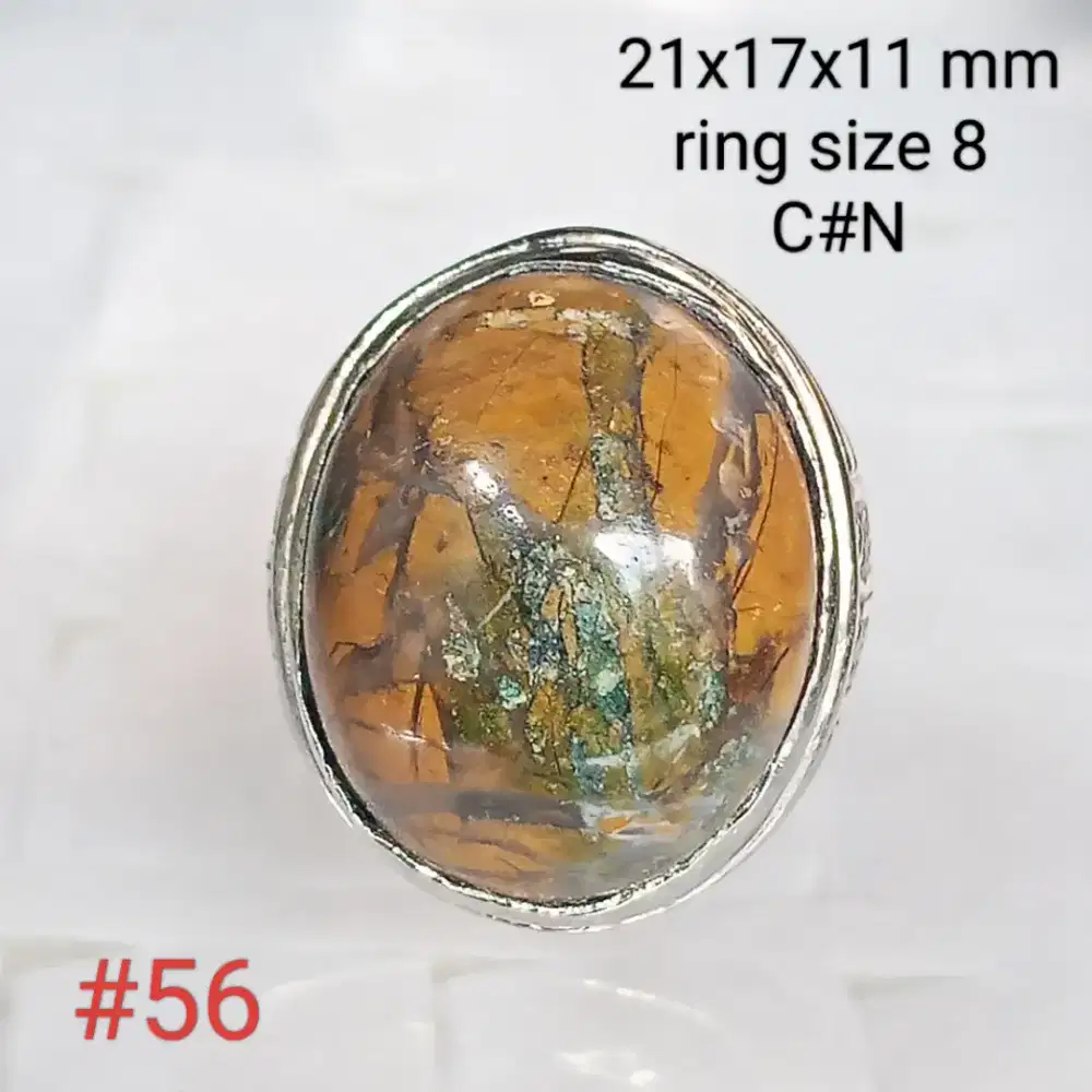 Batu natural fosilkayu asem, motif unik