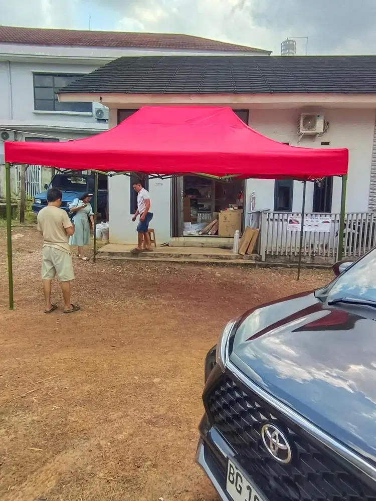 Tenda lipat kwalitas super ukuran besar 3x4.5m . Ready stok Palembang