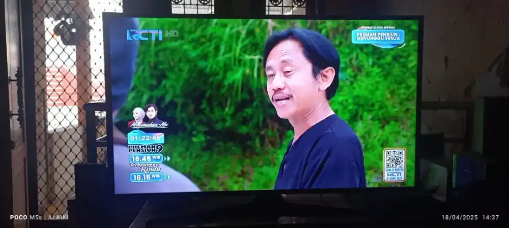 Jual cepat Samsung smart tv 52