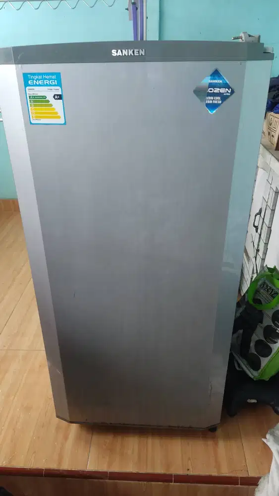 Kulkas 1 pintu SANKEN