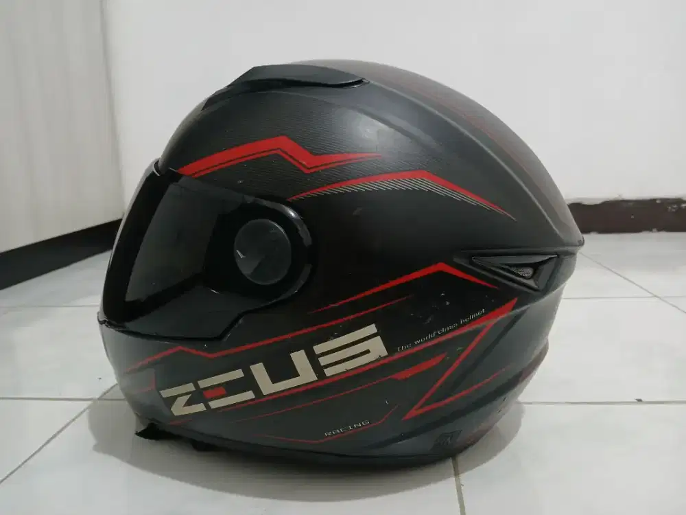 Helm Zeus Full Face