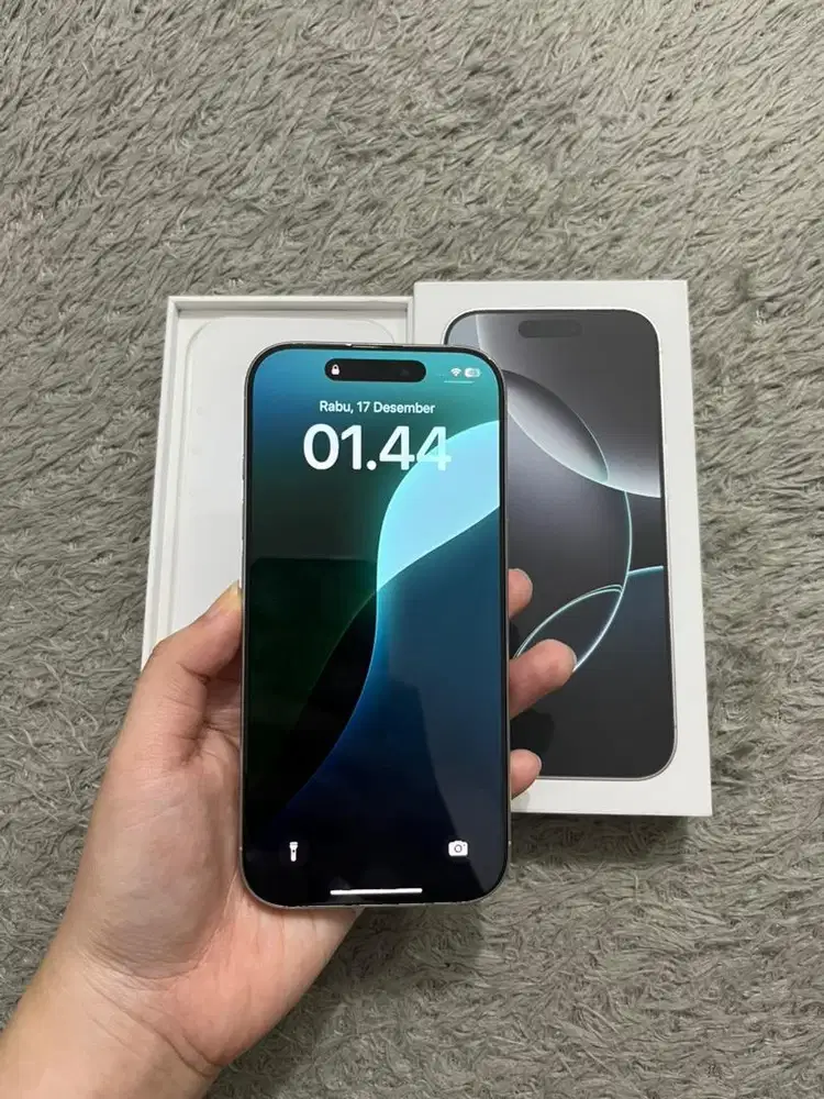 Iphone 16 Pro 256gb White IBOX Garansi On Desember 2026