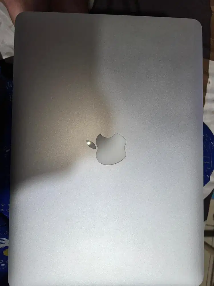 Macbook Air Mid 2012 256 GB Intel i5